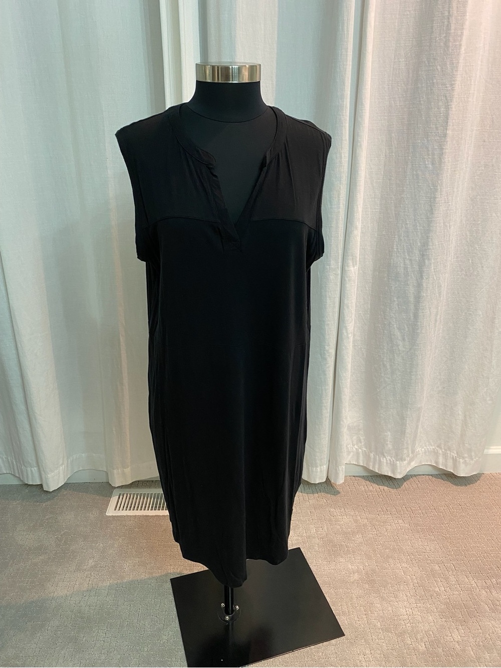 Athleta Black Sleeveless V-Neck Midi Dress with Soft Drape